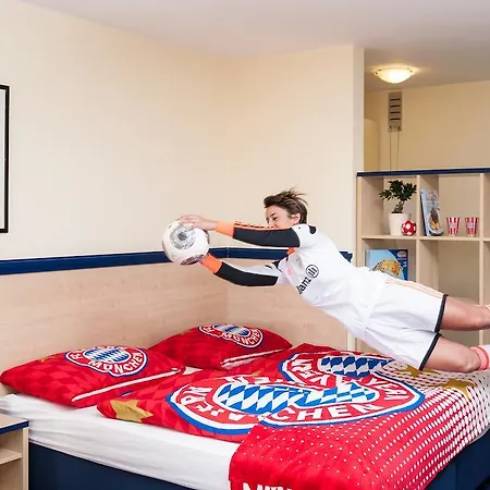 Staymunich Serviced מלון דירות